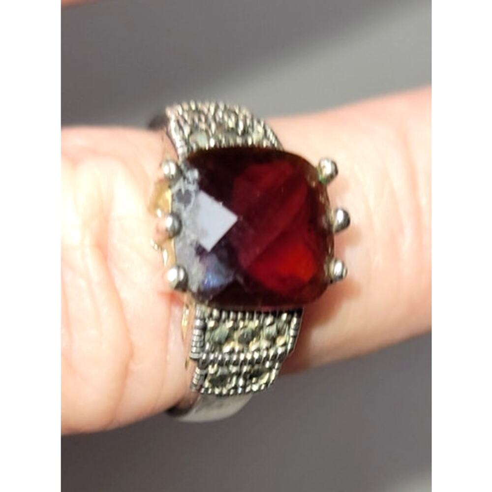 4 Pc Ring Lot Signed Avon Premier Designs 3 Size 8 1 Size 7 Blue Purple Maroon - Picture 3 of 6
